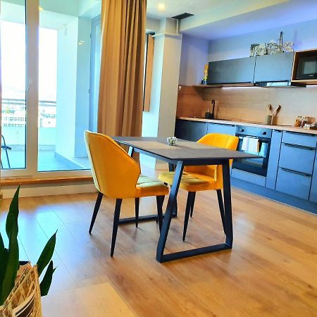 Eriss Studio Suite - Ozone Building Apartment Cluj-Napoca Eksteriør billede