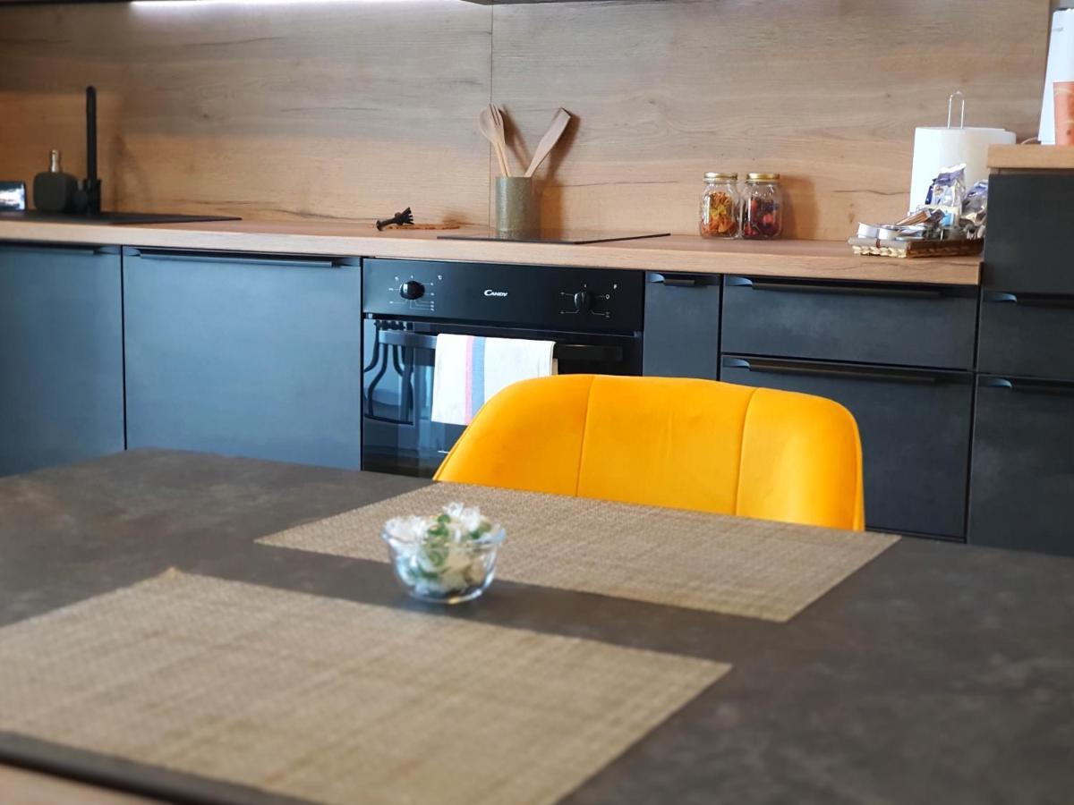 Eriss Studio Suite - Ozone Building Apartment Cluj-Napoca Eksteriør billede