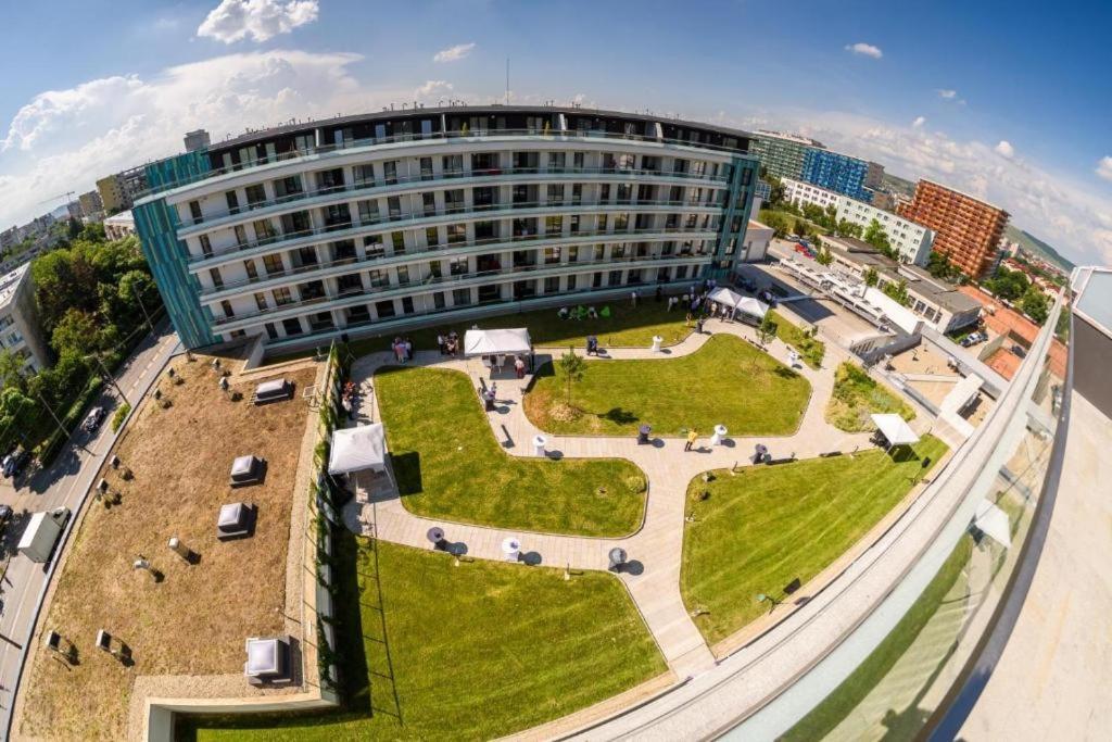 Eriss Studio Suite - Ozone Building Apartment Cluj-Napoca Eksteriør billede